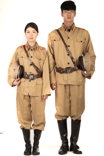 북한군 장교커플